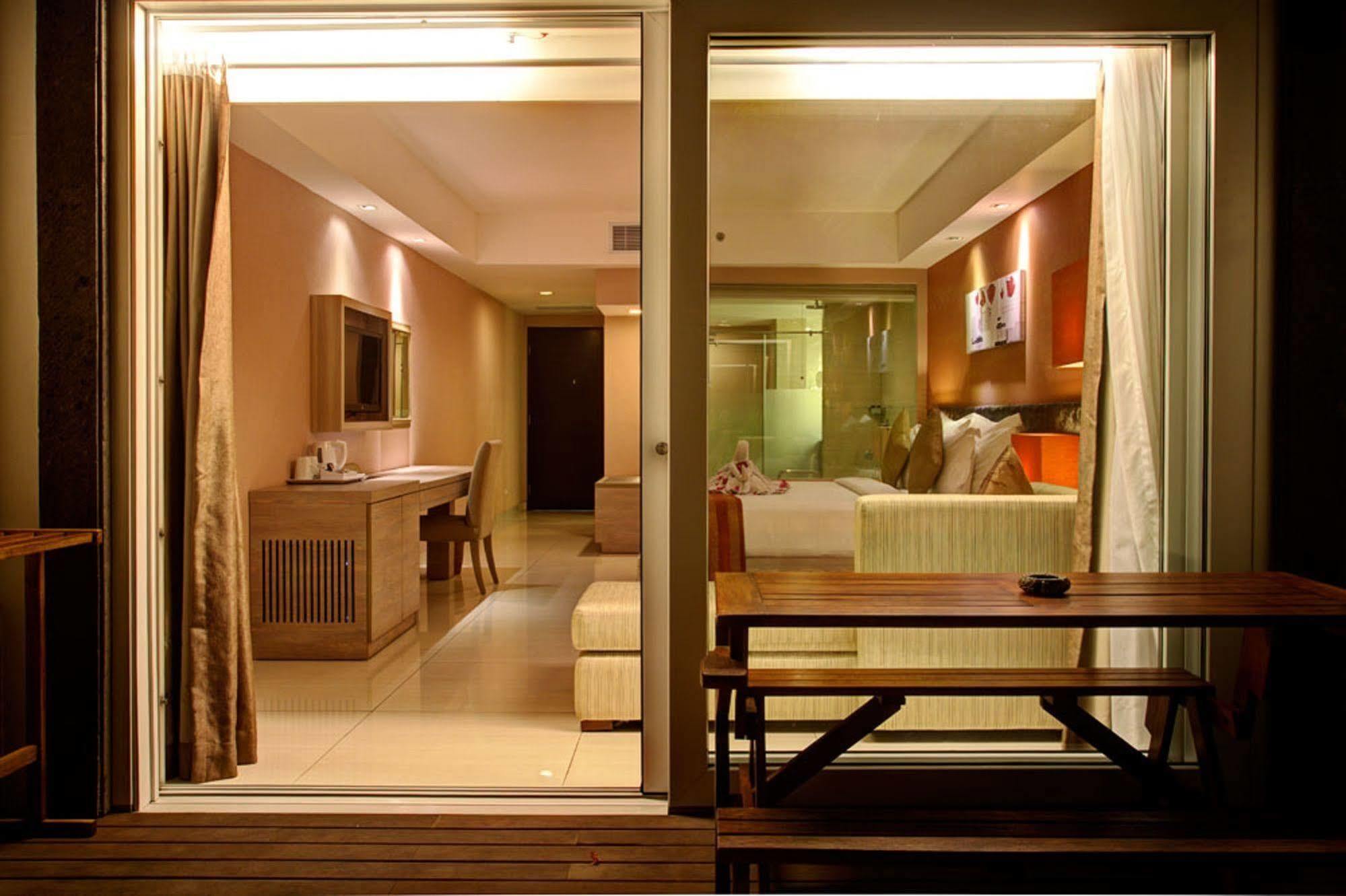 Singkenken Boutique Hotel เซมินยัค ภายนอก รูปภาพ
